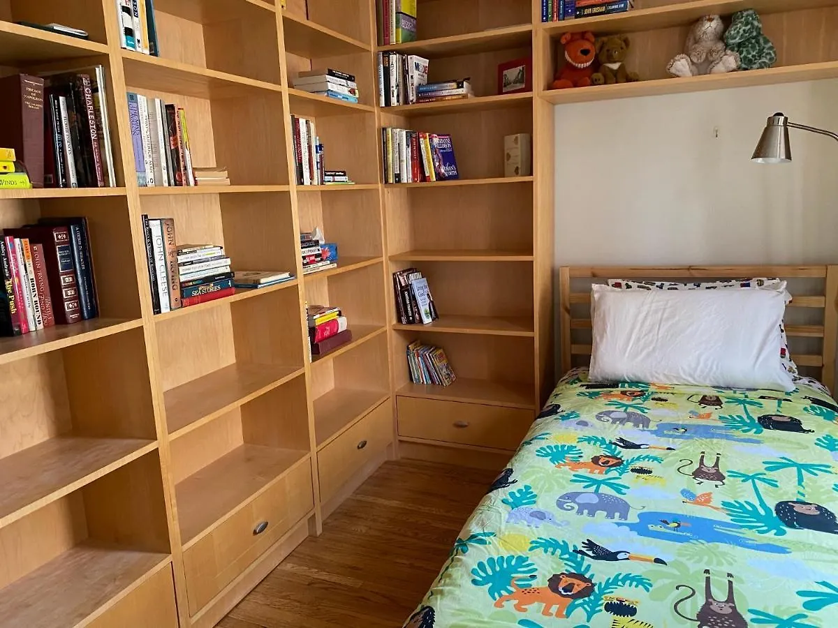 Holiday home Superb Beach Home:Heated Pool-Hot Tub Open 365Days Toronto