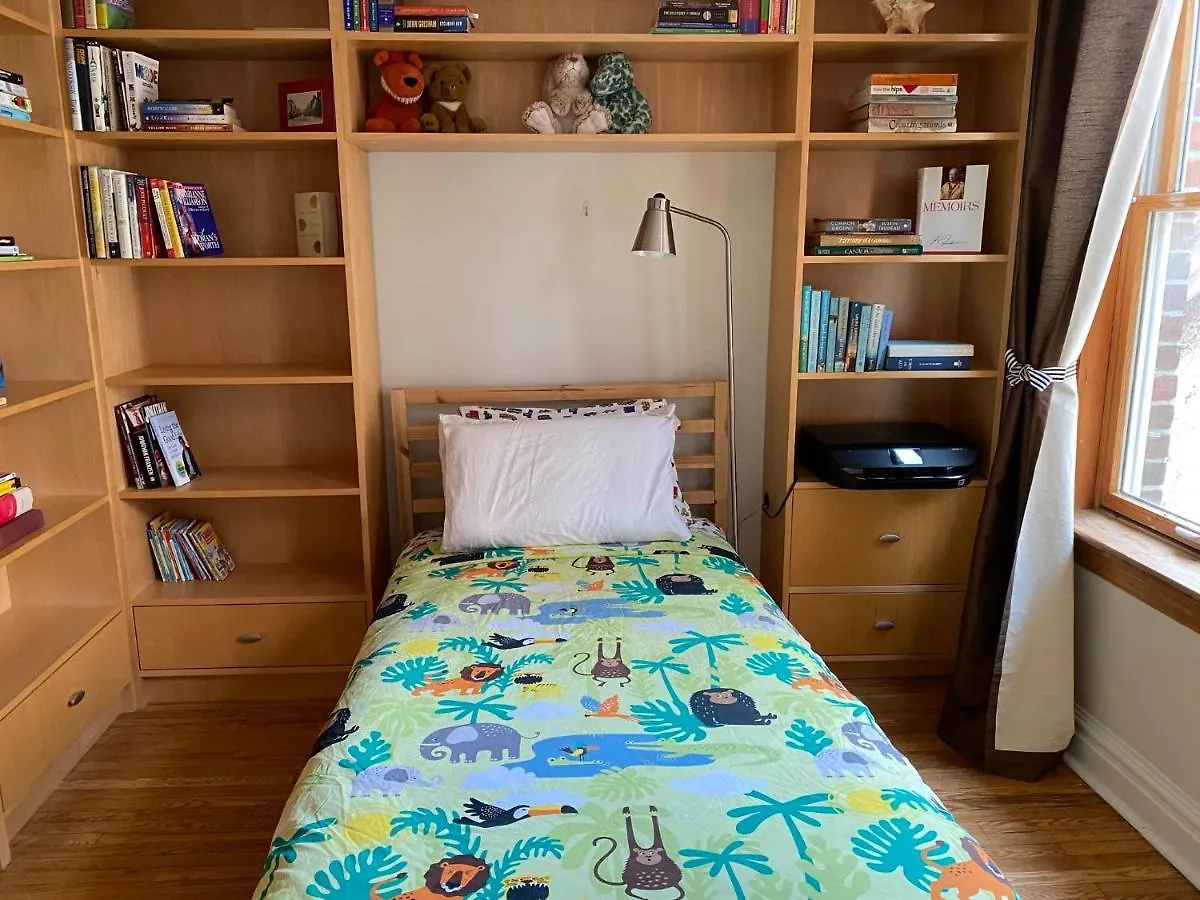 Superb Beach Home:Heated Pool-Hot Tub Open 365Days Toronto Canada