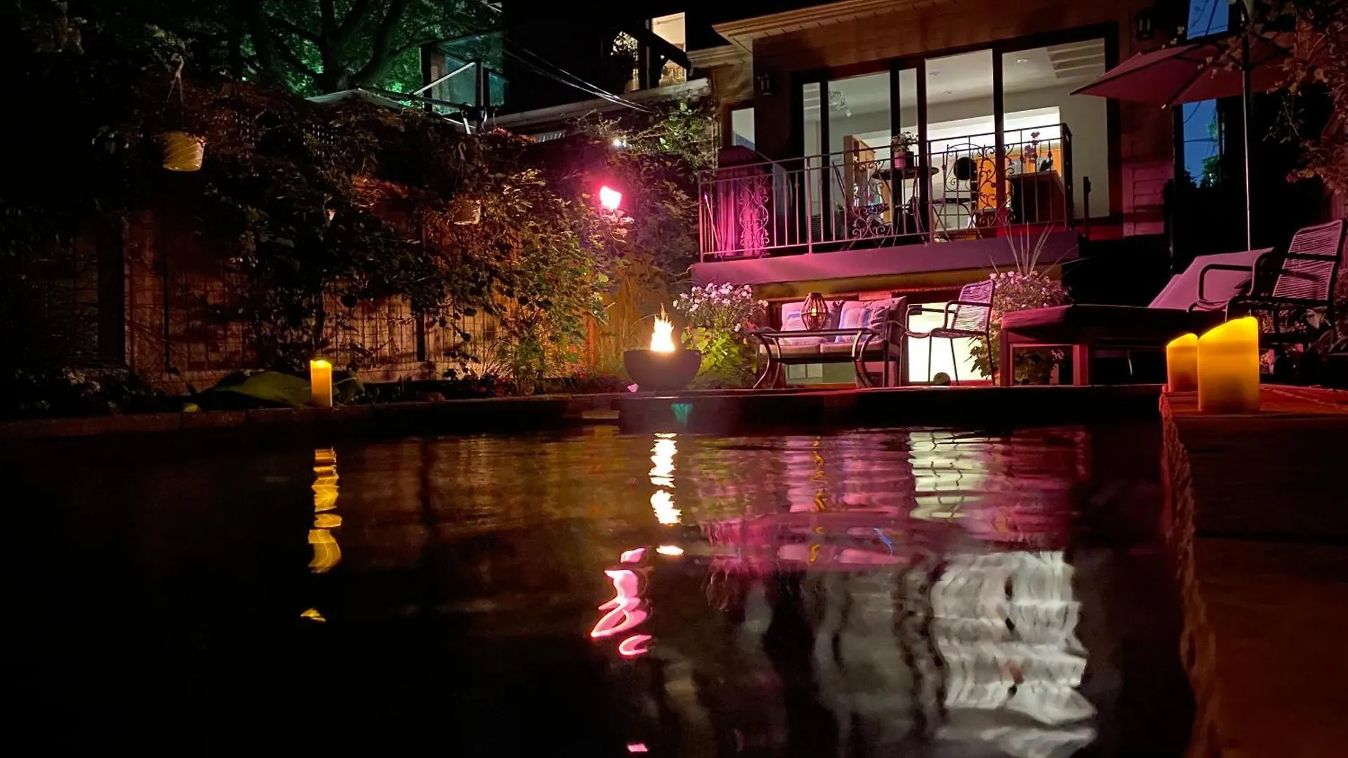 Holiday home Superb Beach Home:Heated Pool-Hot Tub Open 365Days Toronto