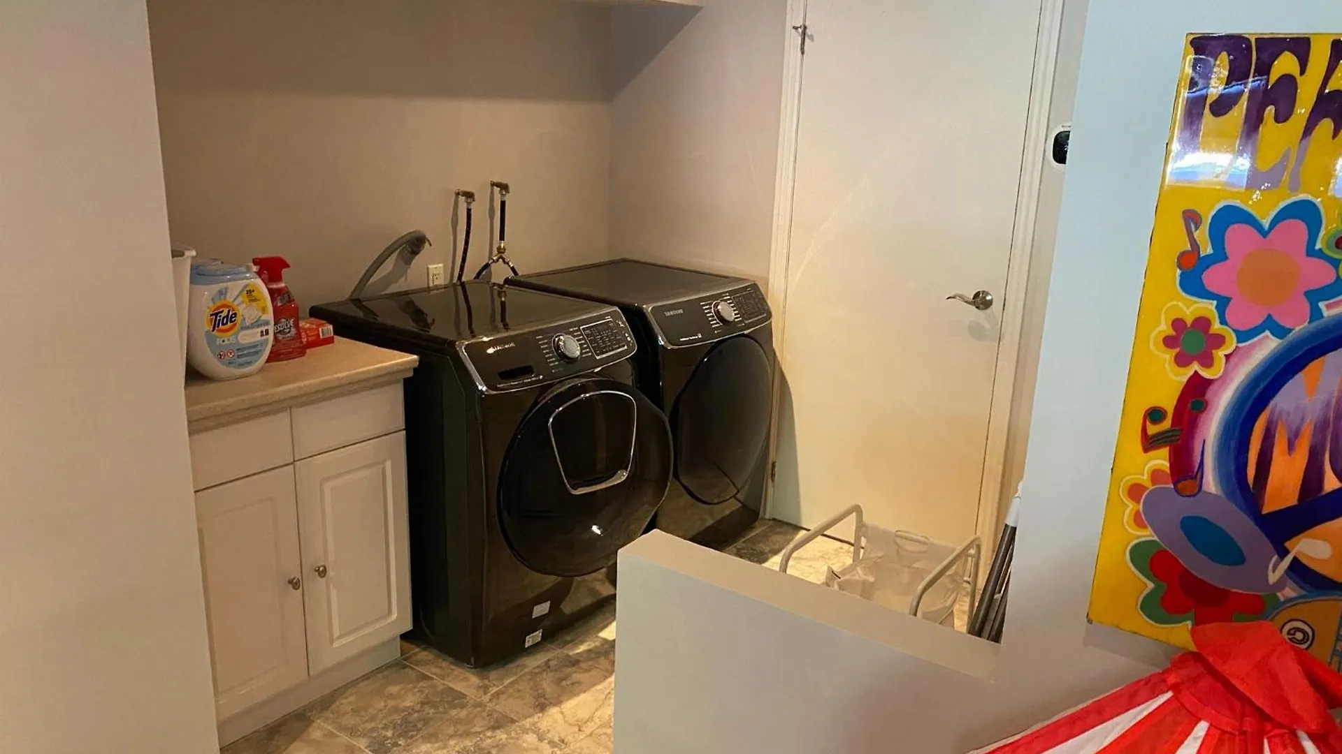 Holiday home Superb Beach Home:Heated Pool-Hot Tub Open 365Days Toronto